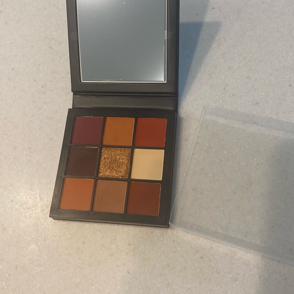 HUDA BEAUTY Warm Brown Obsessions Mini Eyeshadow Palette